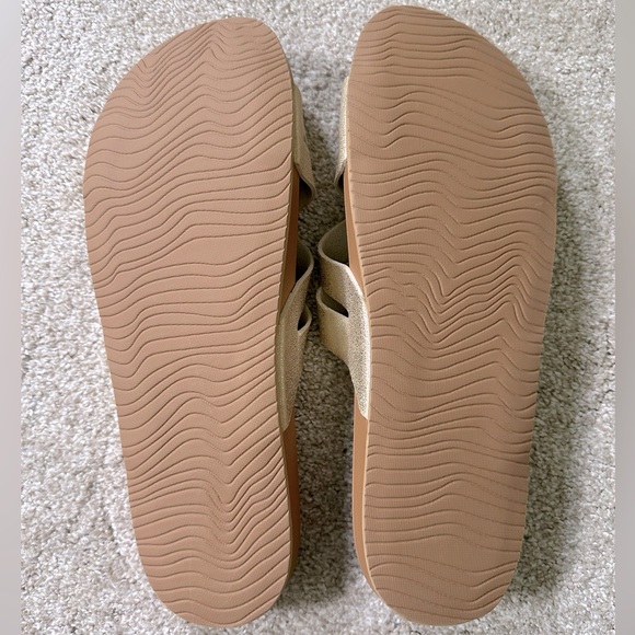 Reef Women’s Cushion Spring Bloom Slide Sandal - Picture 2 of 3